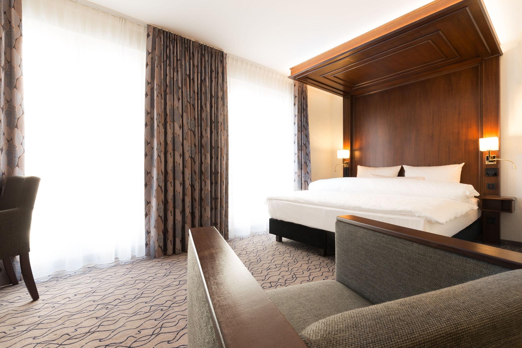 Advastay By King's 4* München
